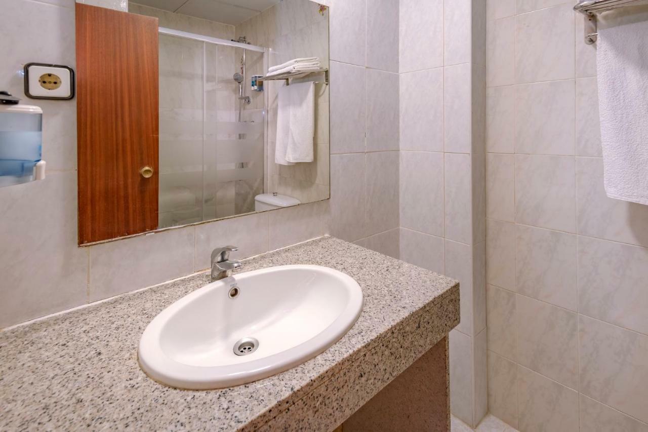 Hotel Niza Salou Exteriör bild
